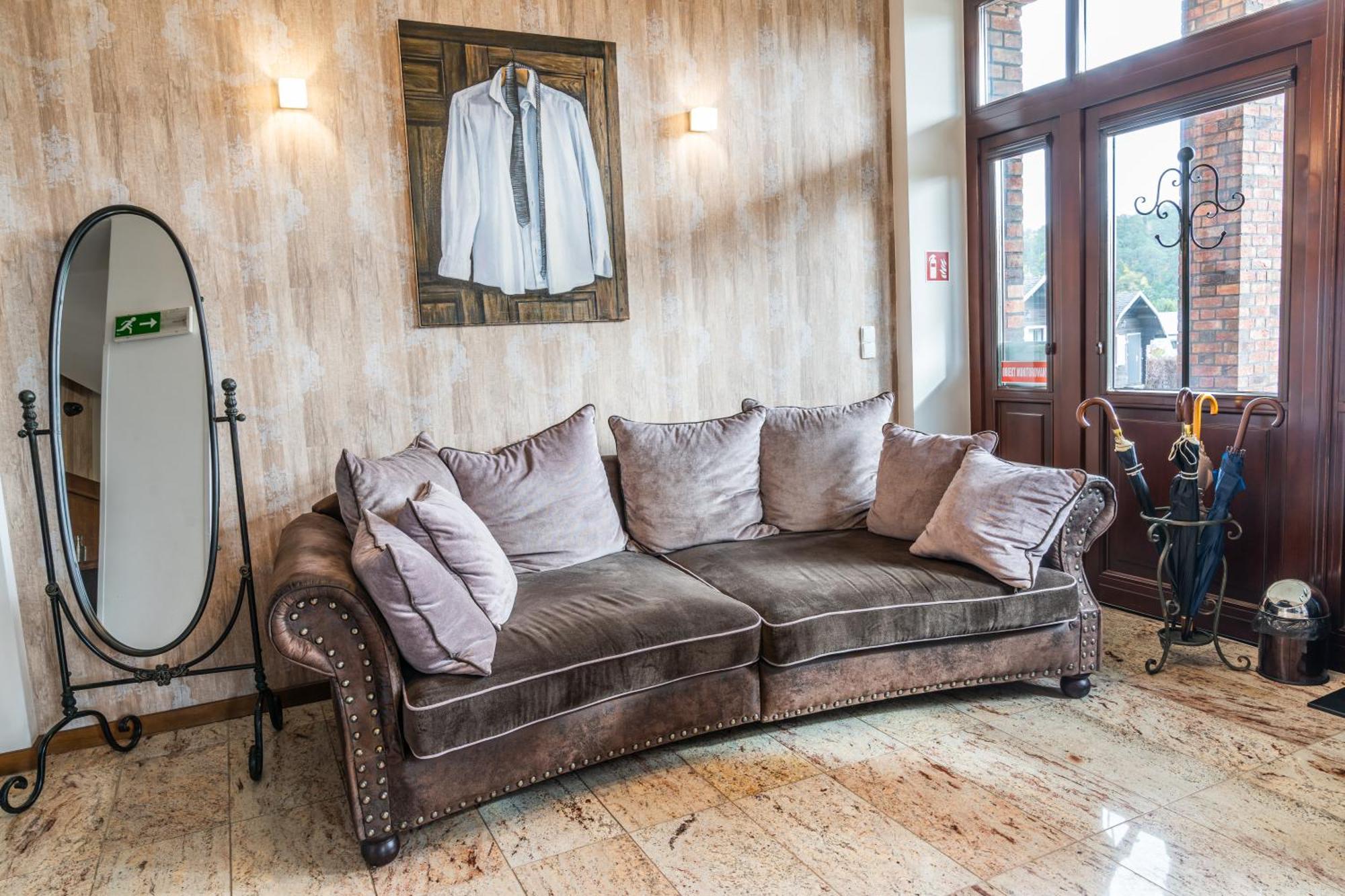 Biala Koszula Hotel Tleń Kültér fotó