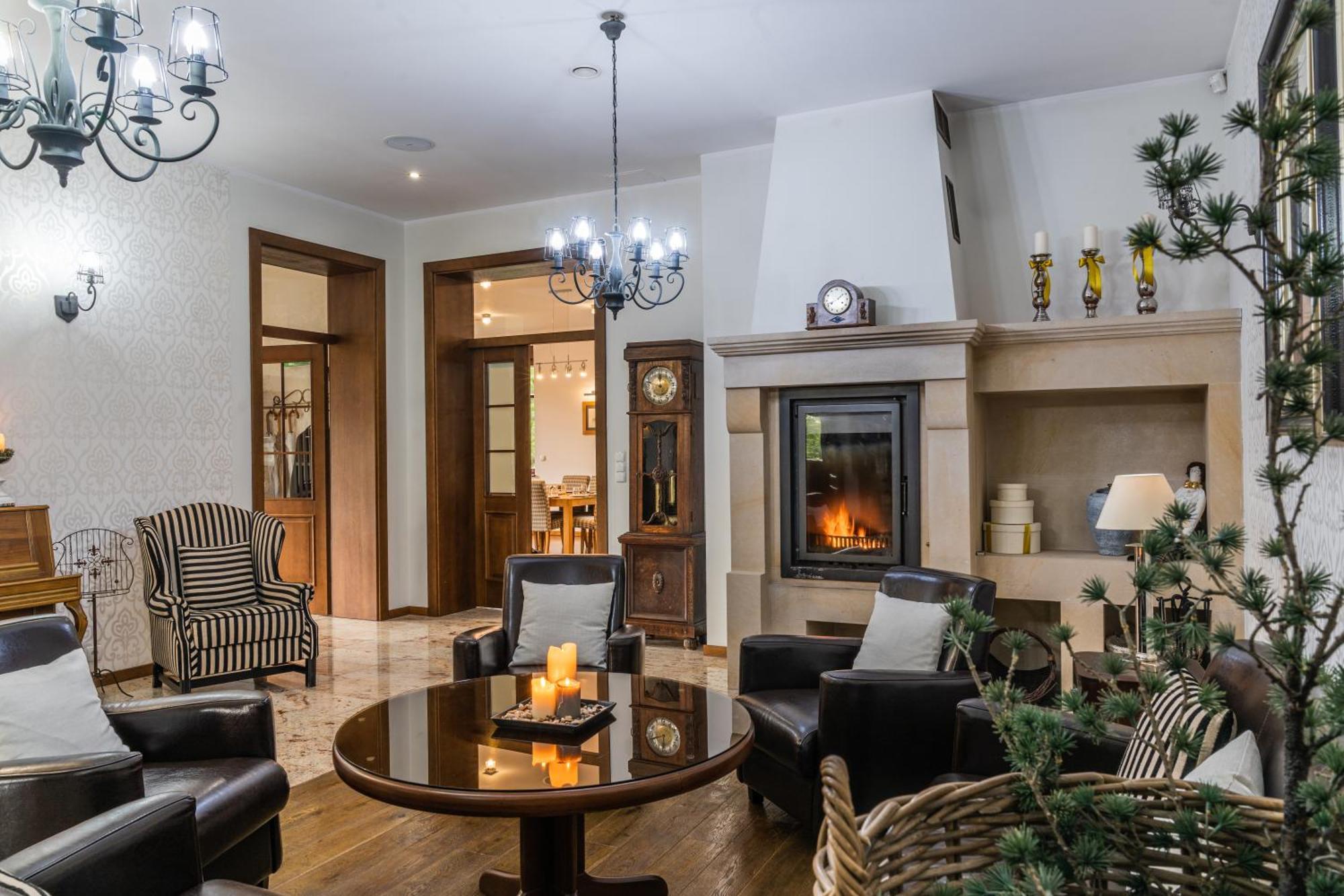 Biala Koszula Hotel Tleń Kültér fotó