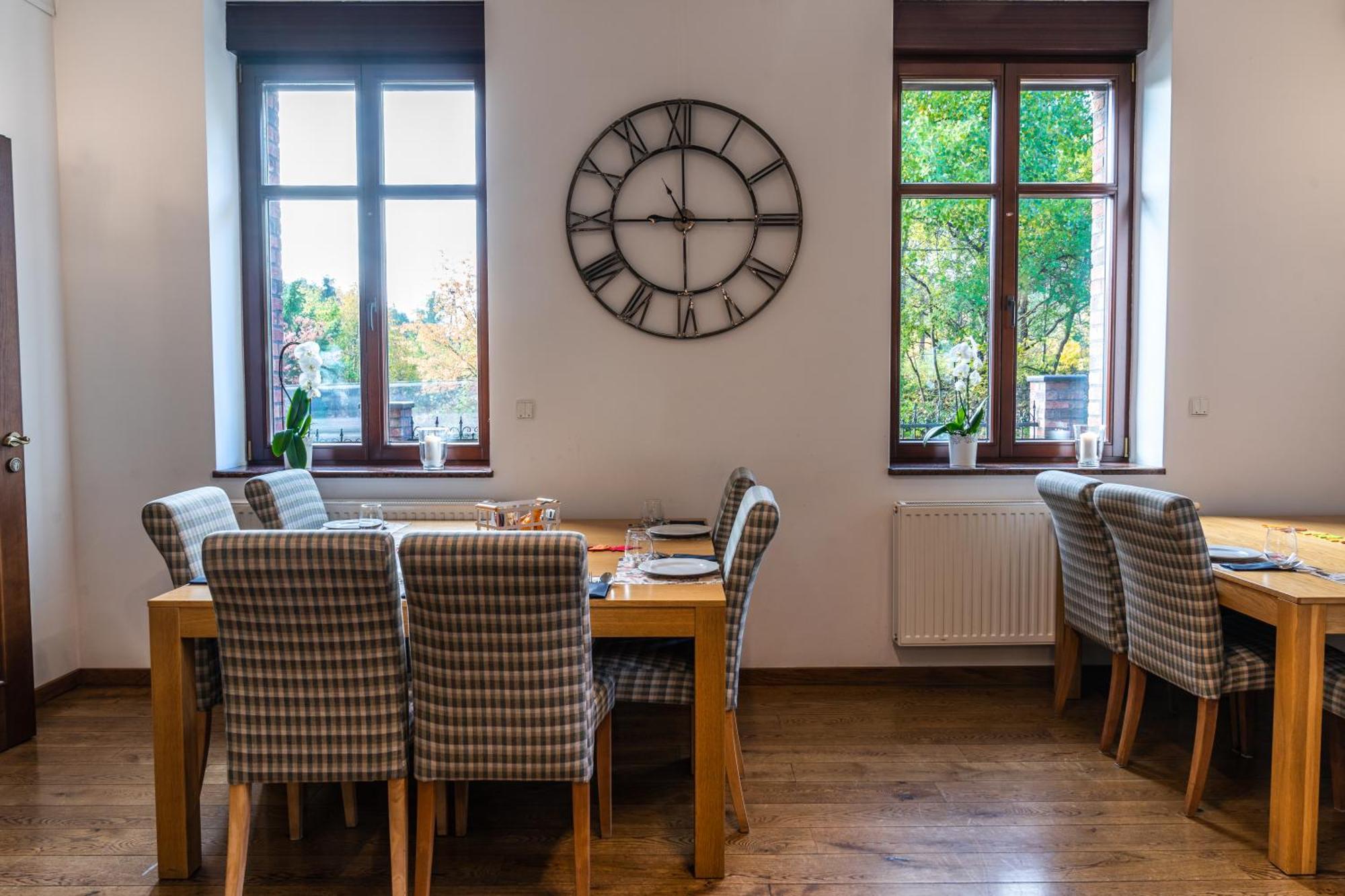 Biala Koszula Hotel Tleń Kültér fotó
